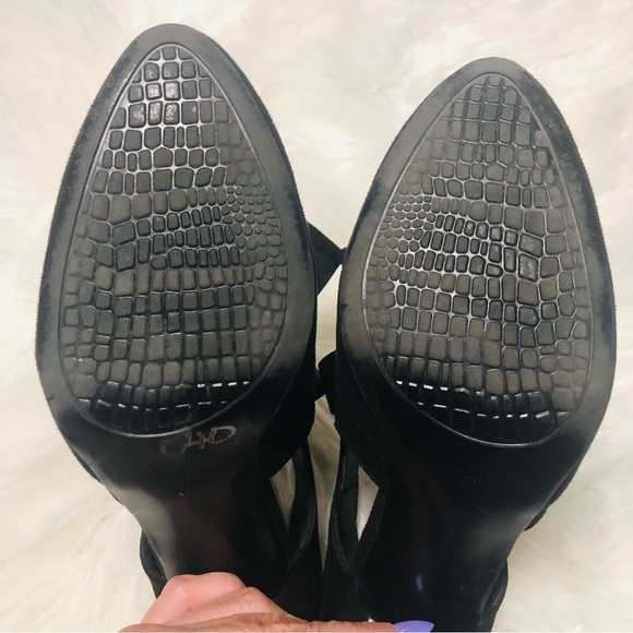 Bow tie vintage inspired black high heels - Picture 6 of 6